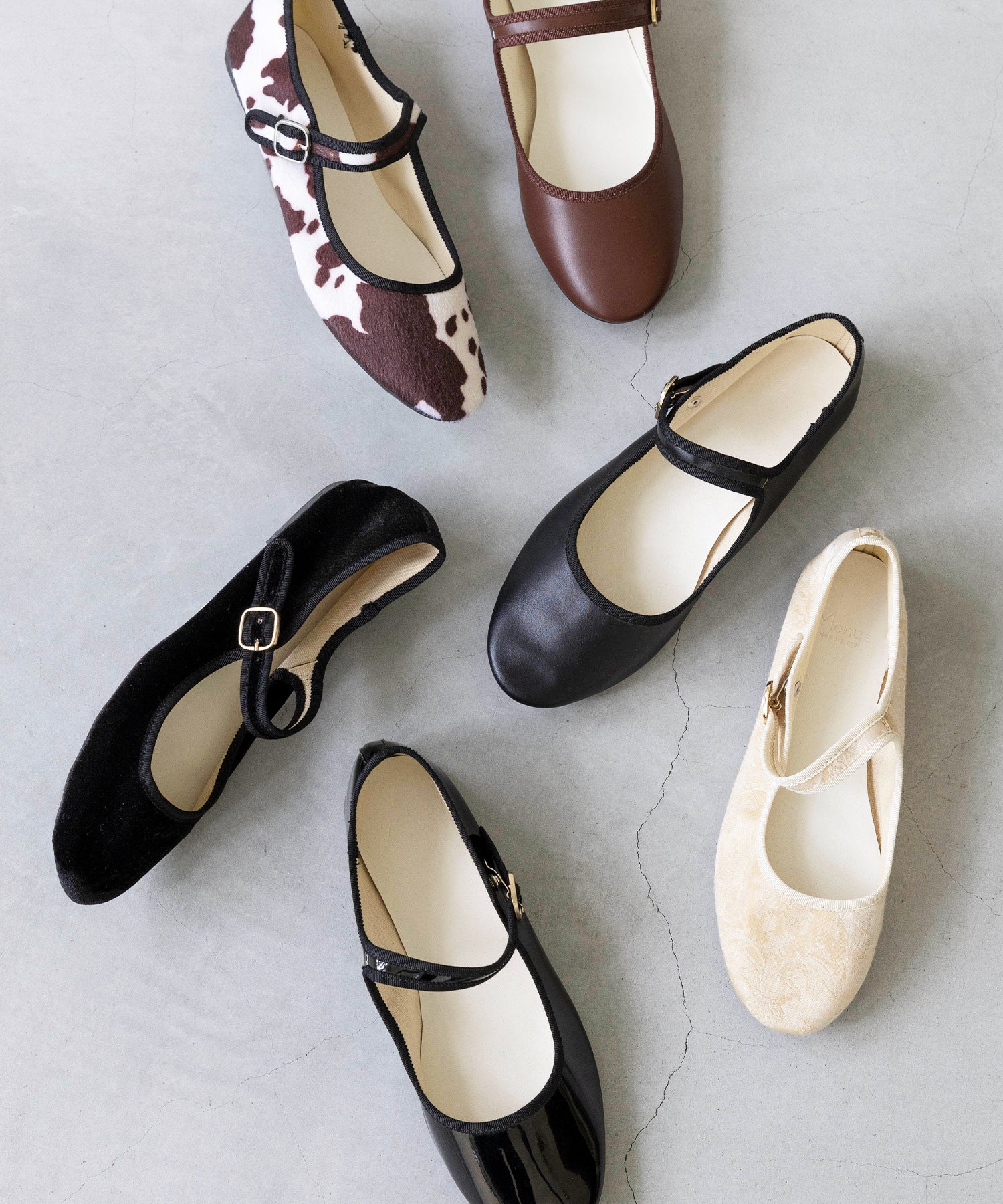 メヌエ Menue ふわカル ストラップ バレエシューズ(1020ブラックpu) 1020ブラックpu