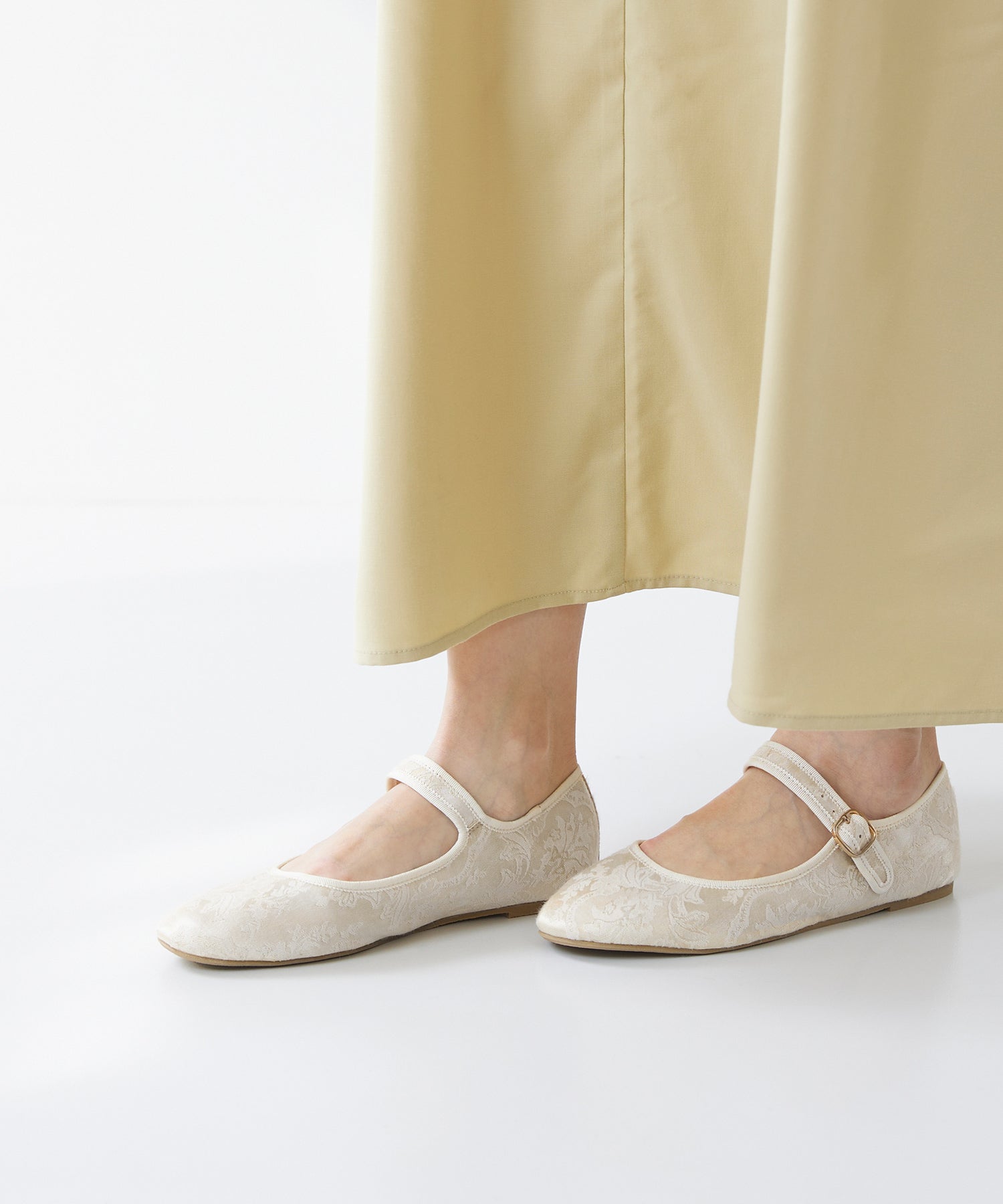 メヌエ Menue ふわカル ストラップ バレエシューズ(4222アイボリージャガード) 4222アイボリージャガード