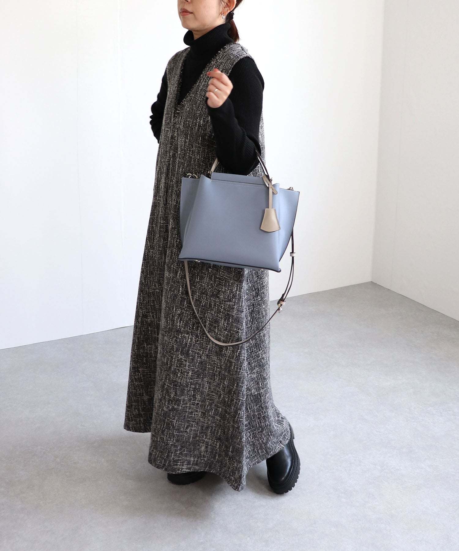 ミアン MIAN 【シーズンレス/ミディアムサイズ/ロングセラー】 LILY / 2wayハンドバッグ (ブルー) ブルー