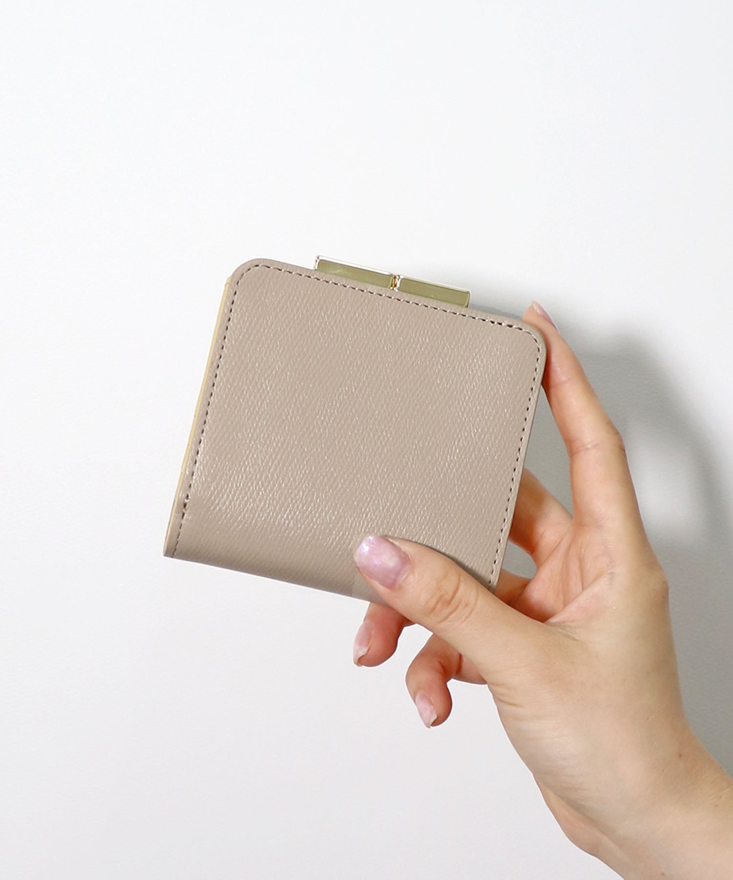 ミアン MIAN 【本革/コンパクト/がまぐち】KERRIA / 国産牛革 がま口二つ折り財布 (グレージュ) グレージュ