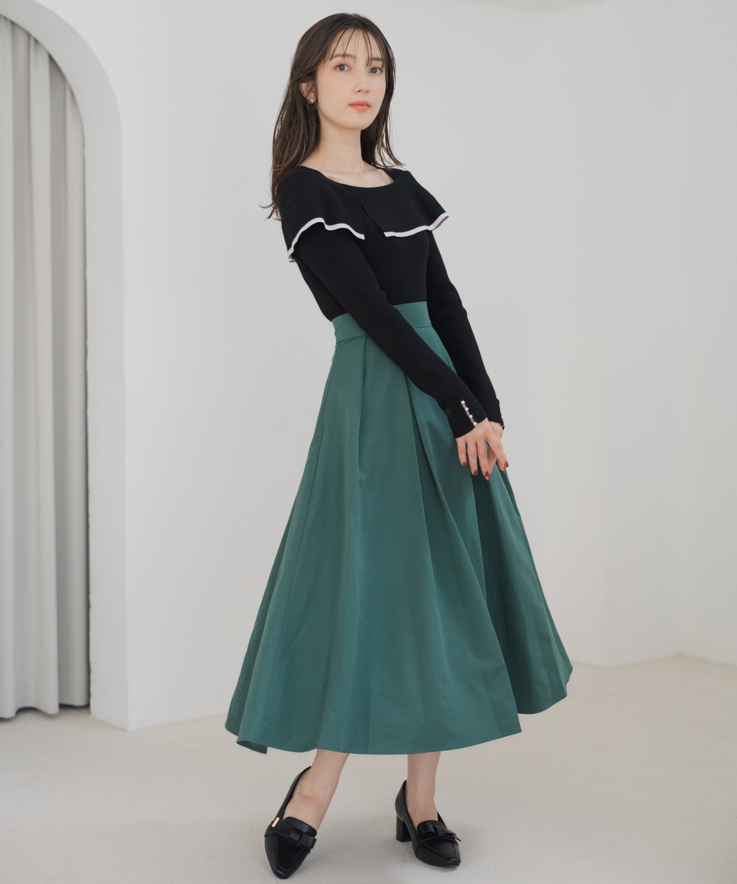 ミッシュマッシュ MISCH MASCH 2025秋冬新作 2way配色アシメケープニット MM548303 (BLACK) BLACK