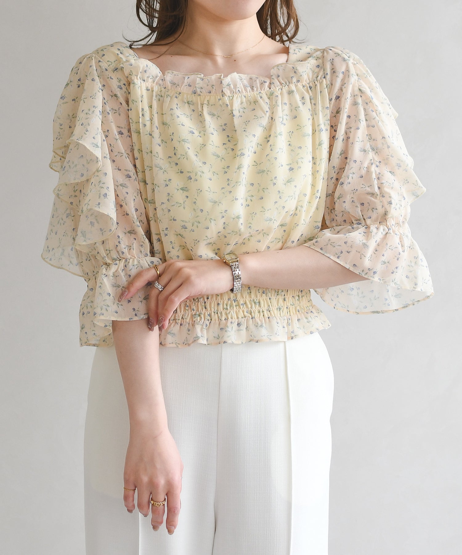 ミッシュマッシュ MISCH MASCH 2026春夏新作 フラワーシャーリングブラウス MM628116 (YELLOW) YELLOW