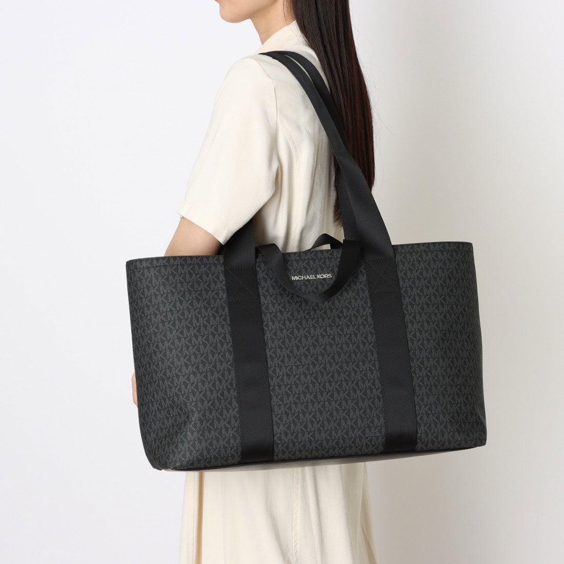 マイケルコース MICHAEL KORS バッグ (ブラック) 他