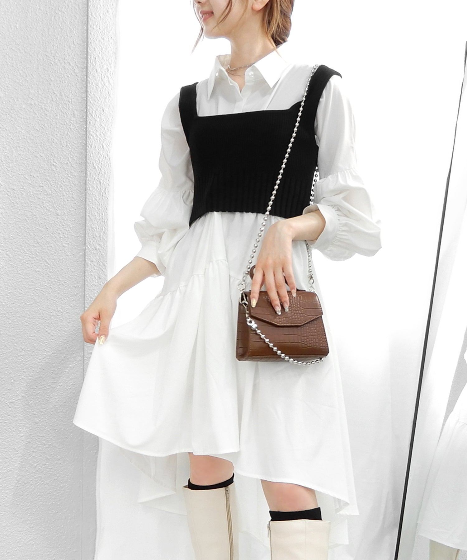 ミニア minia シルバーチェーンのフラップミニショルダー