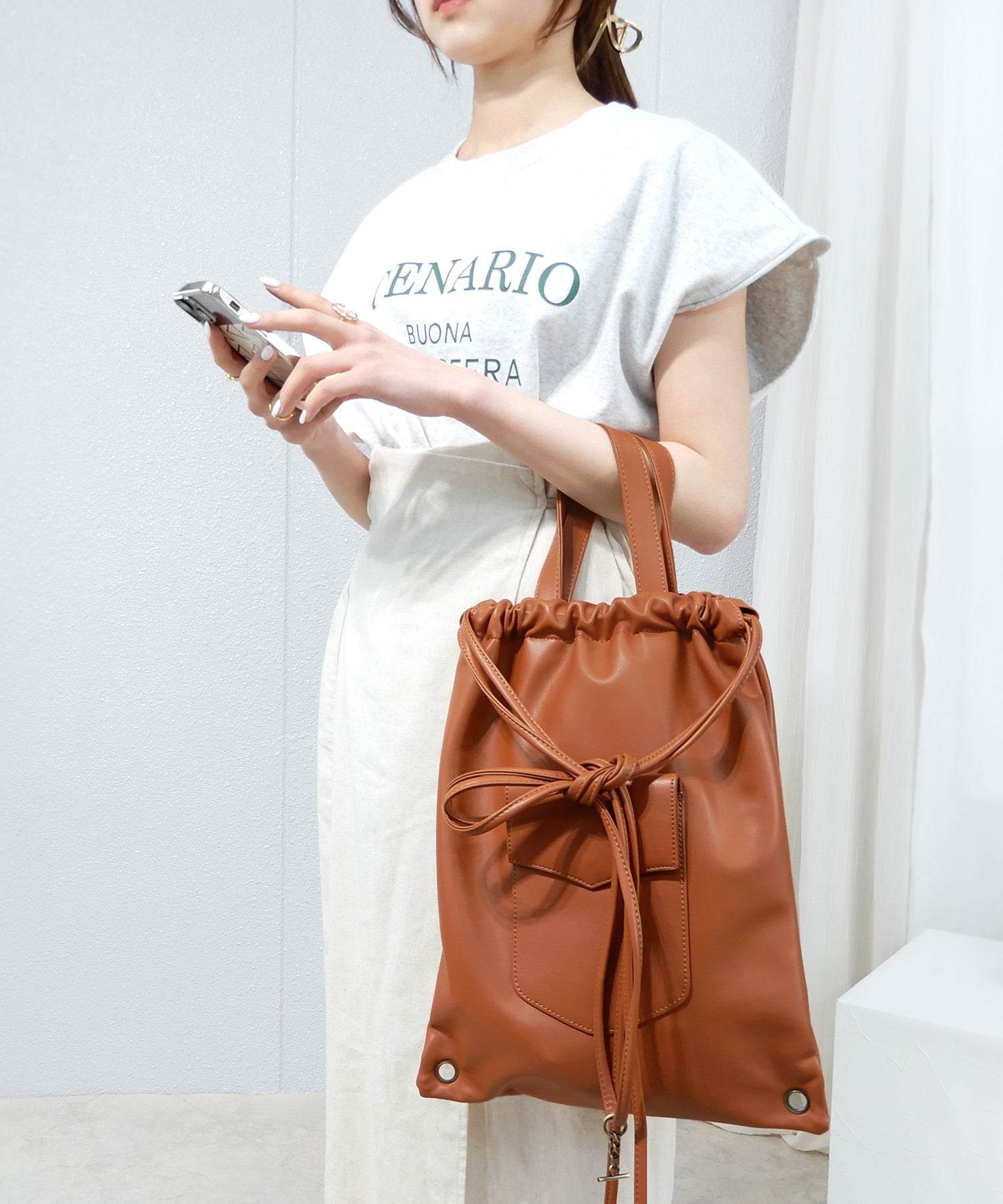 ミニア minia フェイクレザーナップ,ブラウン(PU)