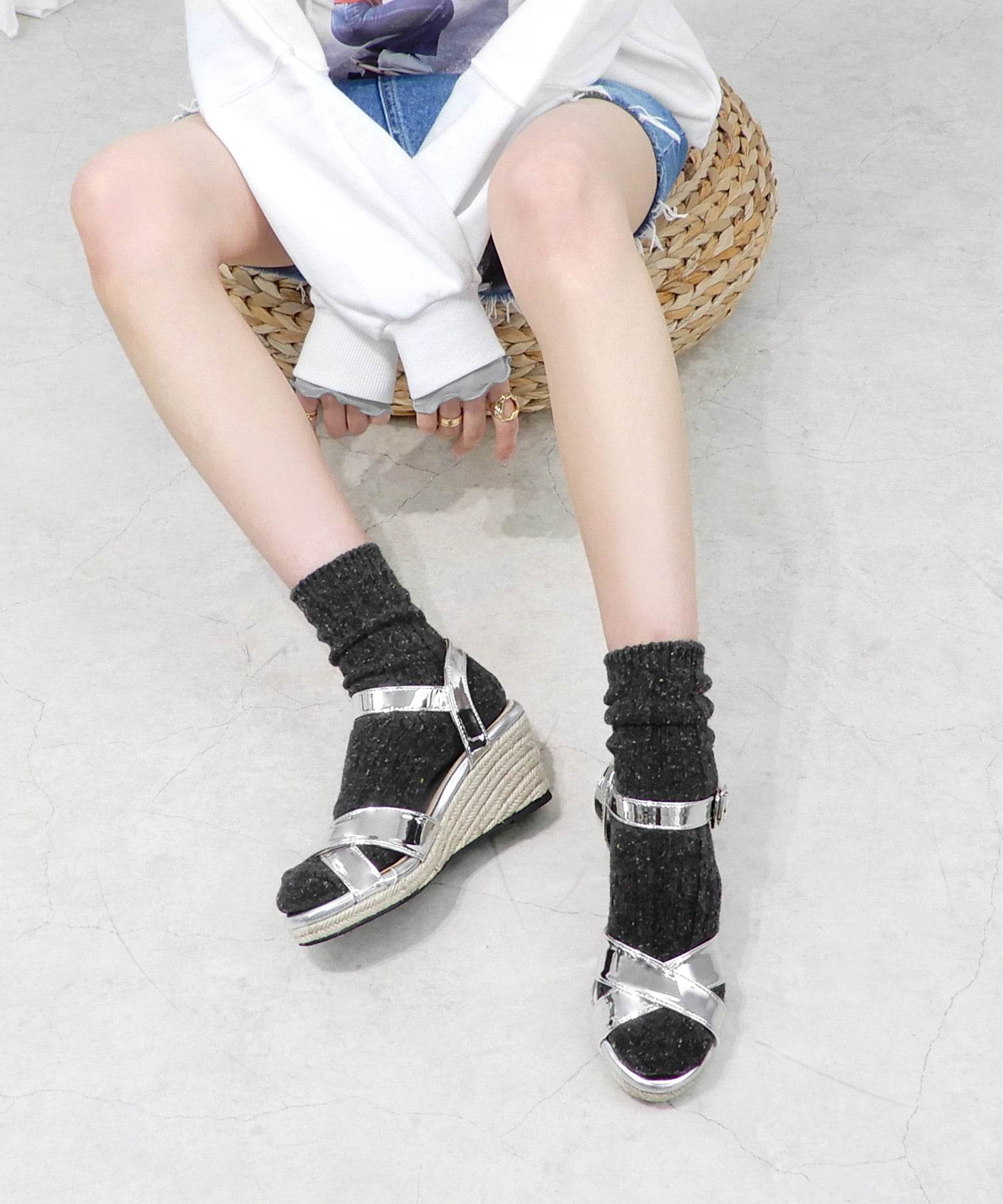 ミニア minia ジュートウェッジクロスサンダル,ミラー系シルバー(PU)