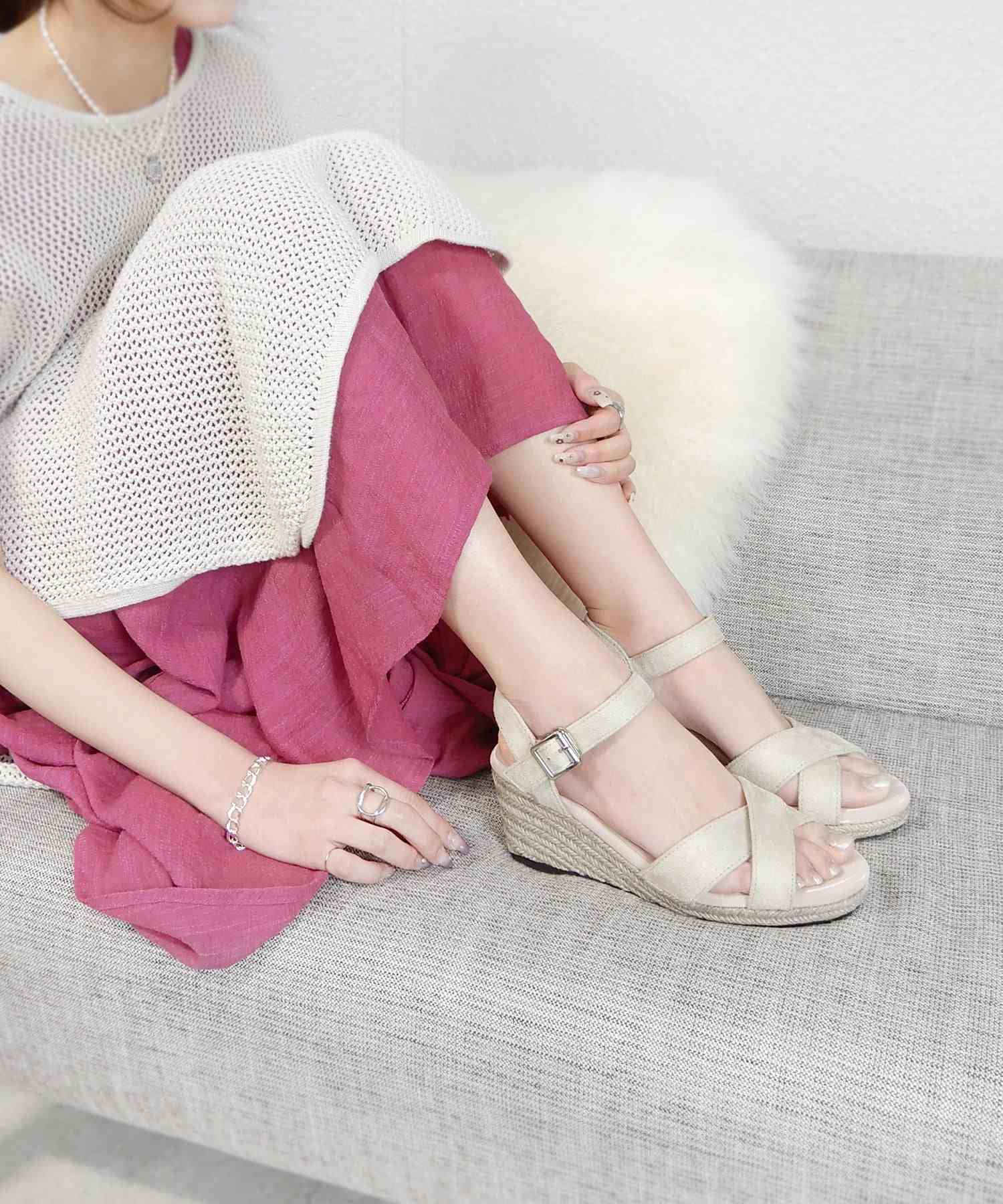 ミニア minia ジュートウェッジクロスサンダル,ライトグレー(スエード調)