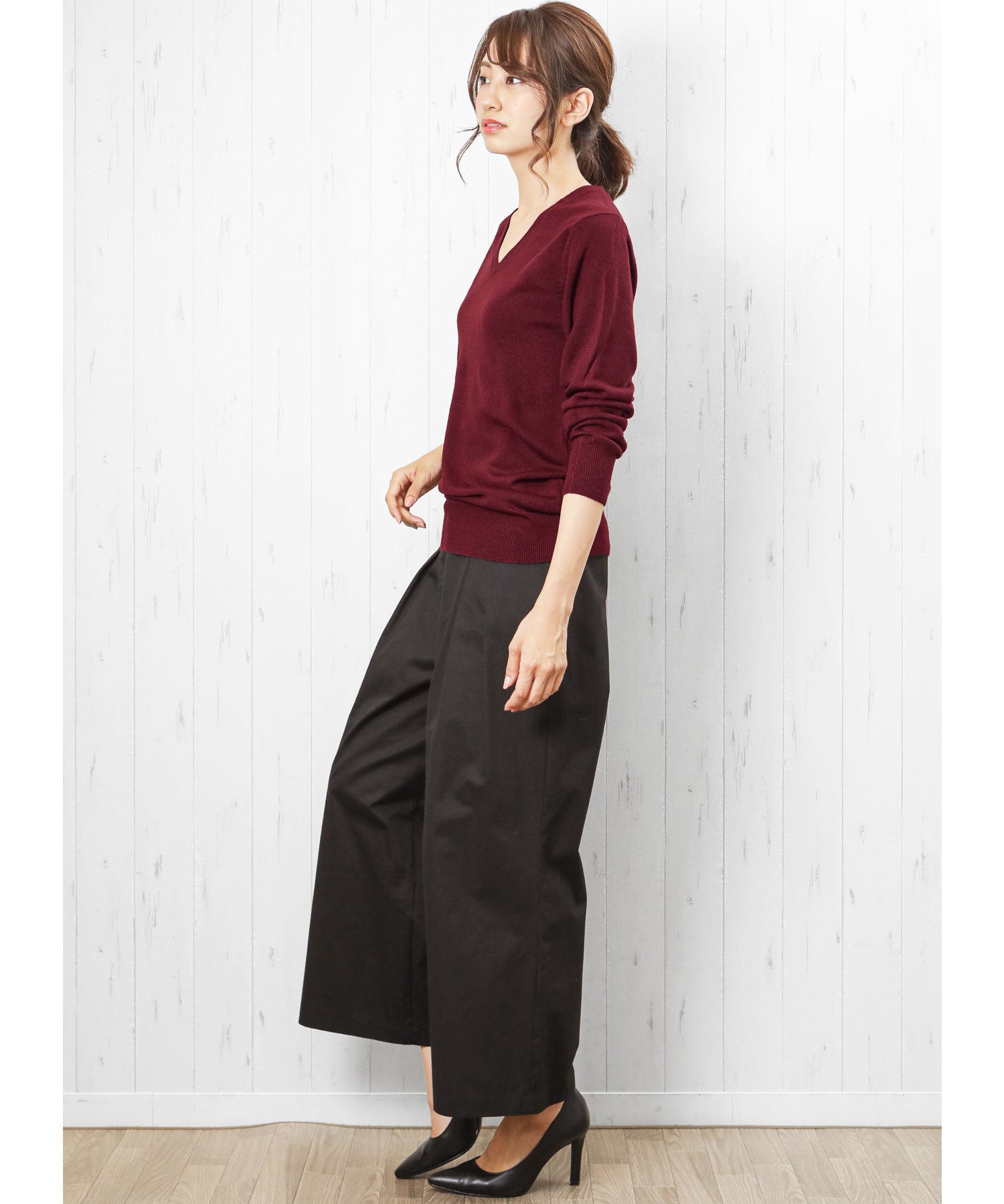 mili an deni Cashmere touch V-neck knit sweater