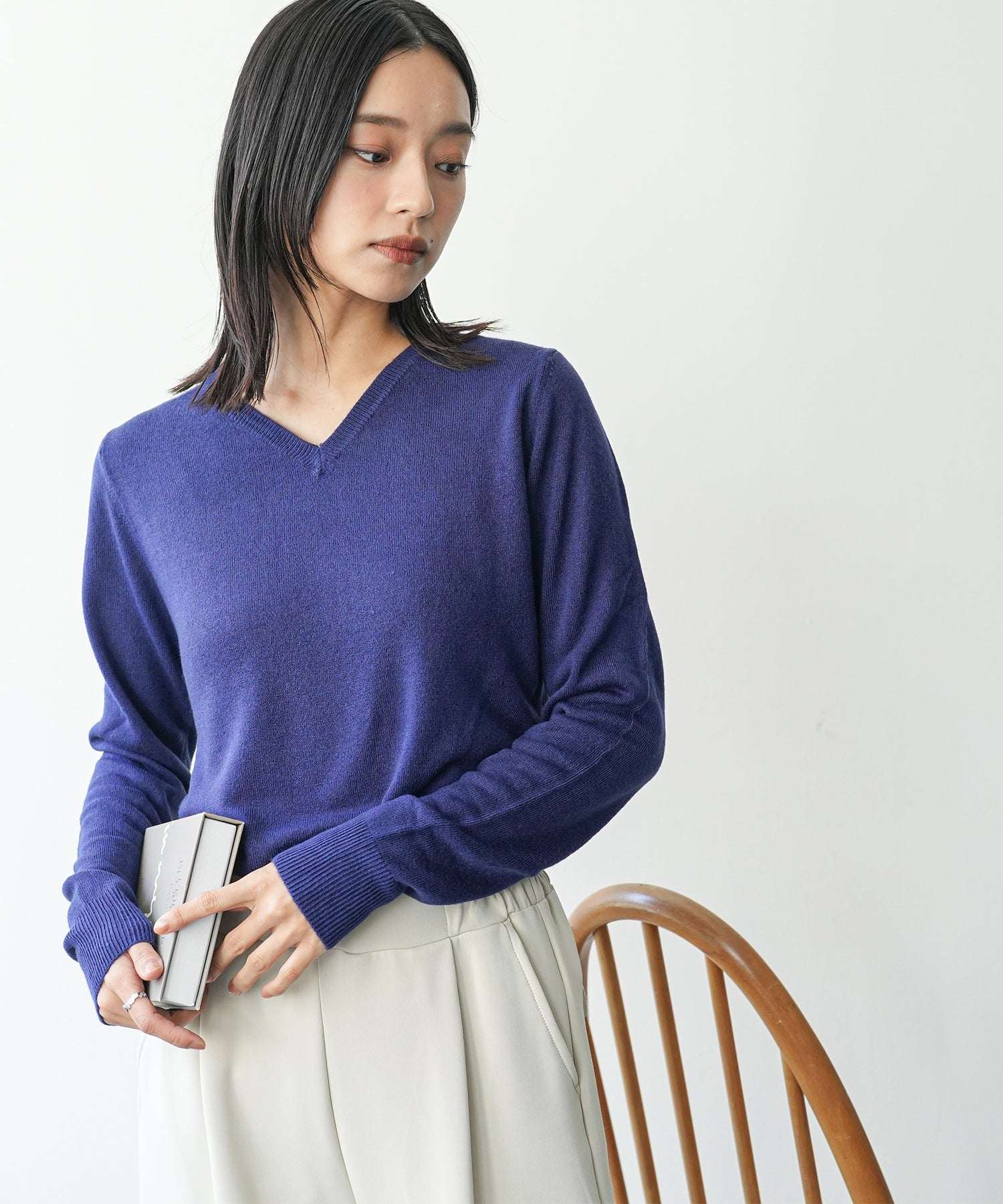 mili an deni Cashmere touch V-neck knit sweater