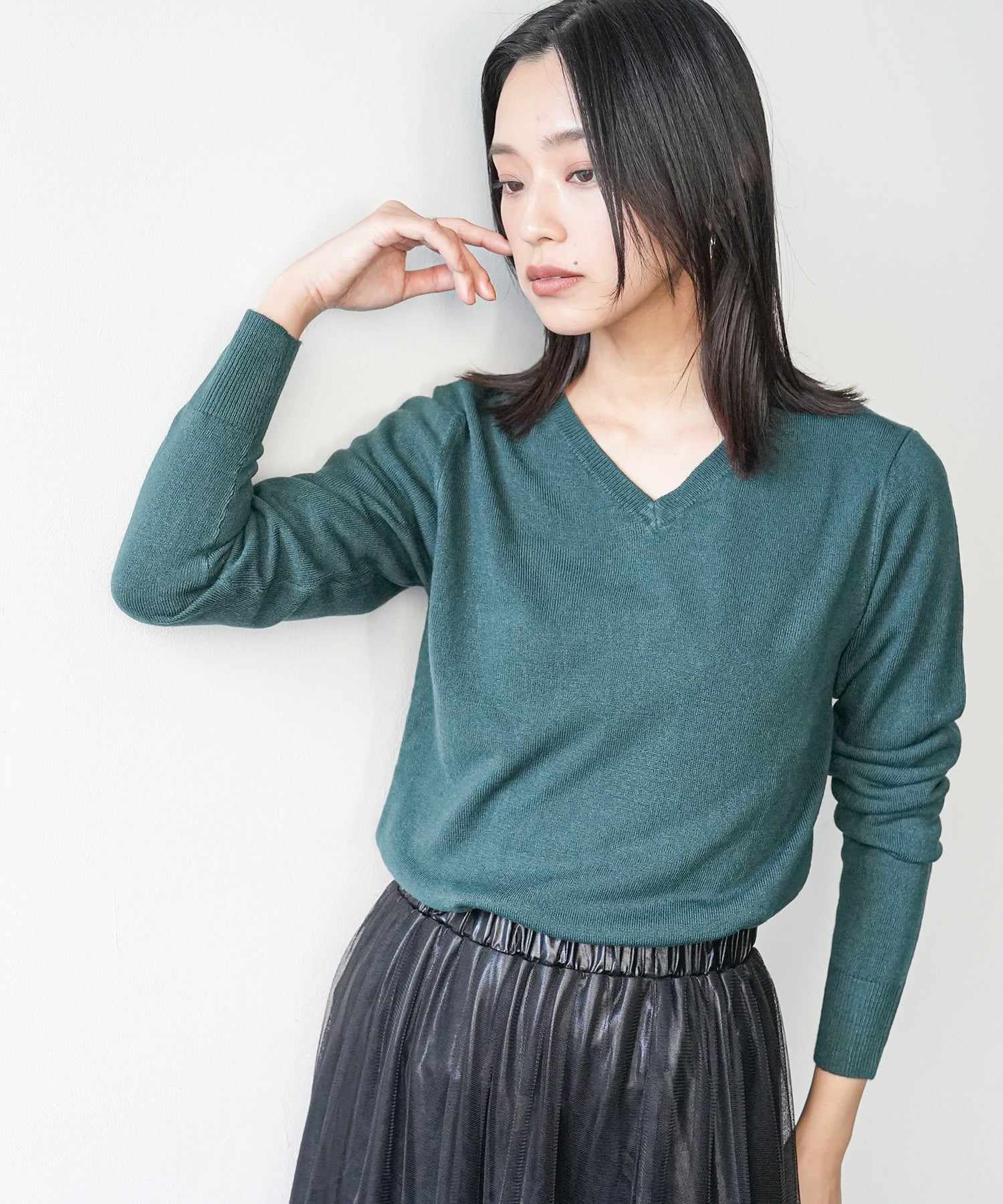 mili an deni Cashmere touch V-neck knit sweater