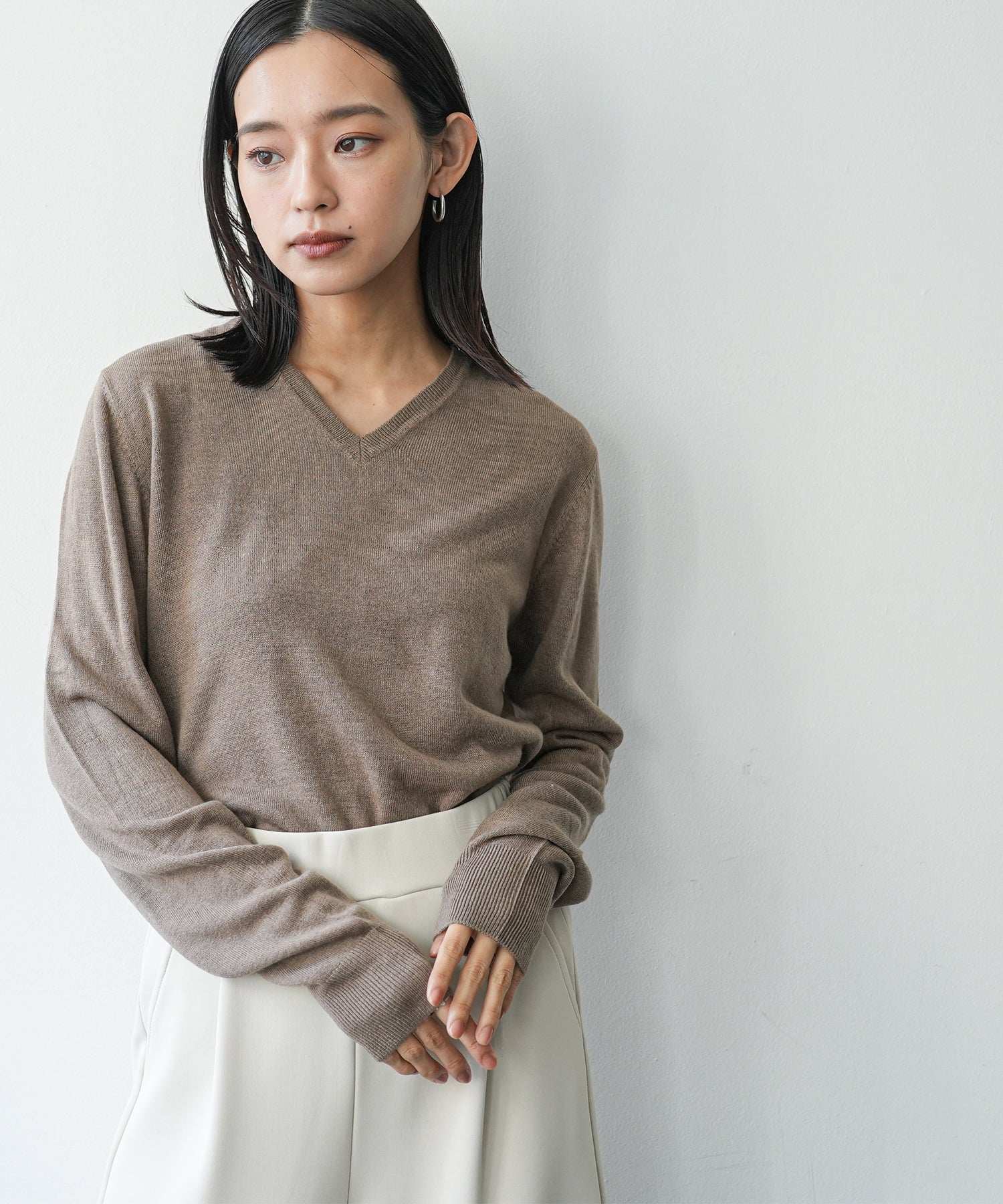 mili an deni Cashmere touch V-neck knit sweater