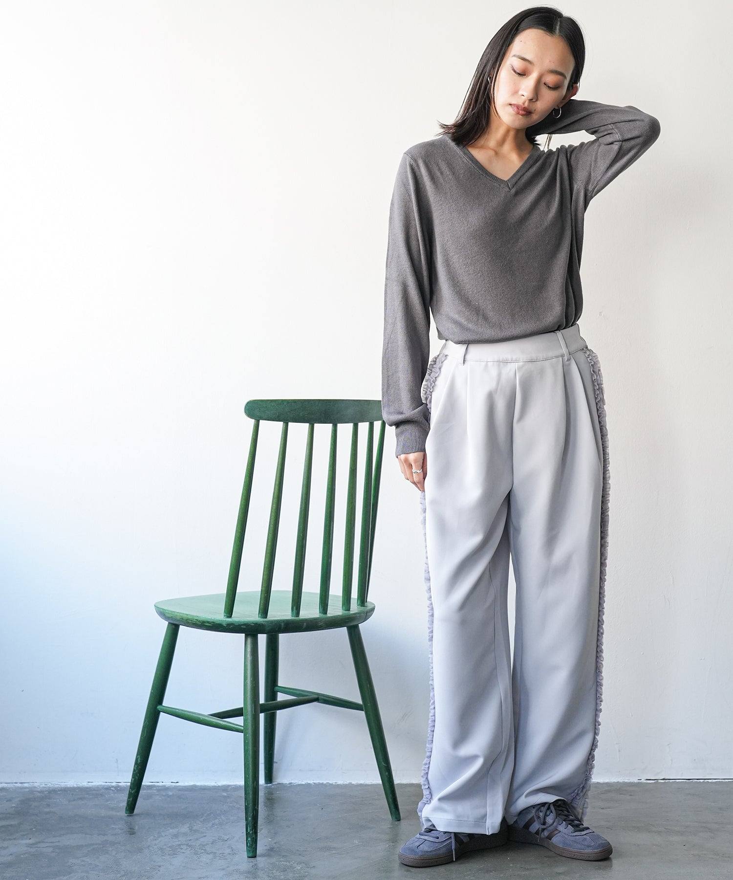 mili an deni Cashmere touch V-neck knit sweater