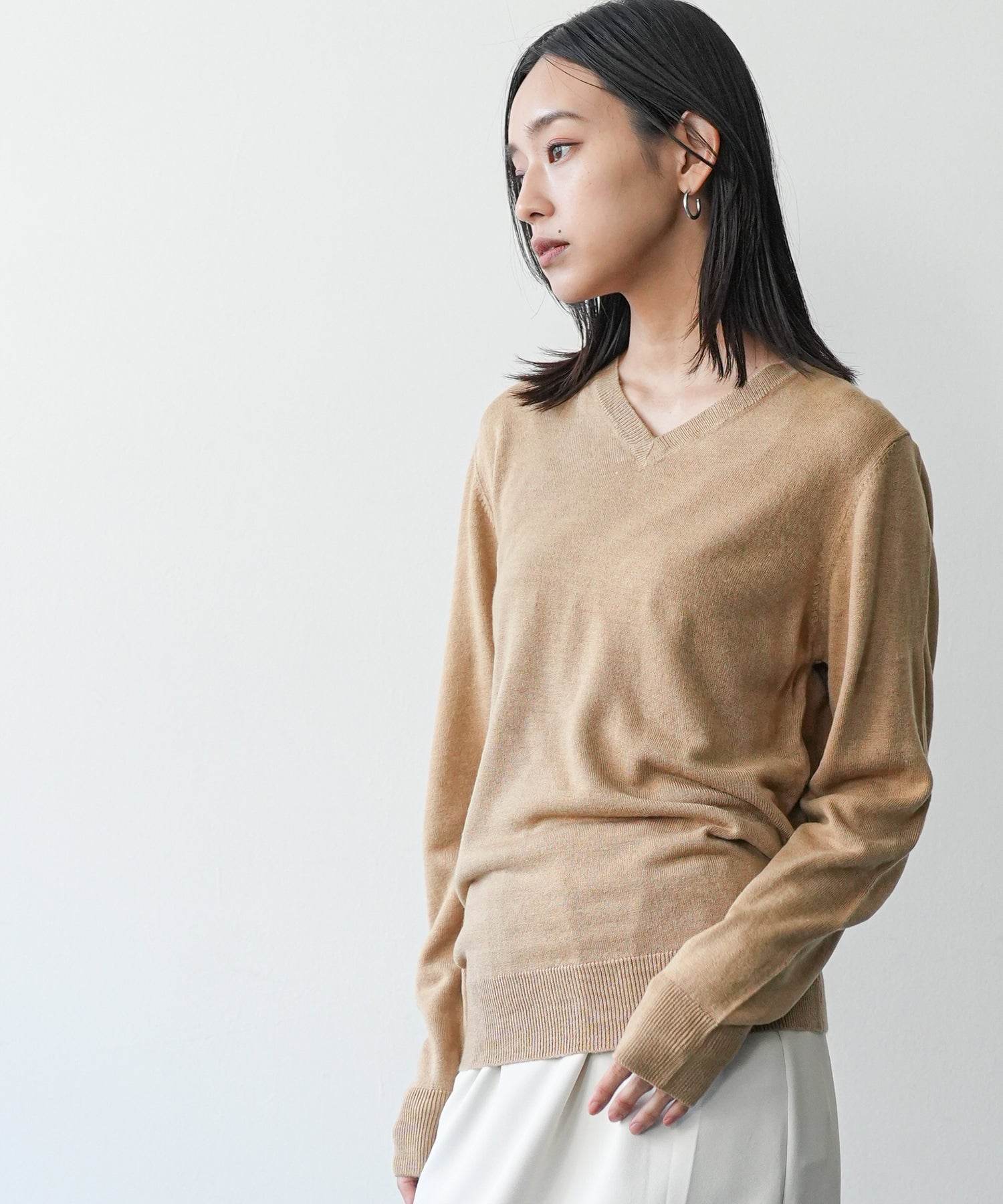 mili an deni Cashmere touch V-neck knit sweater