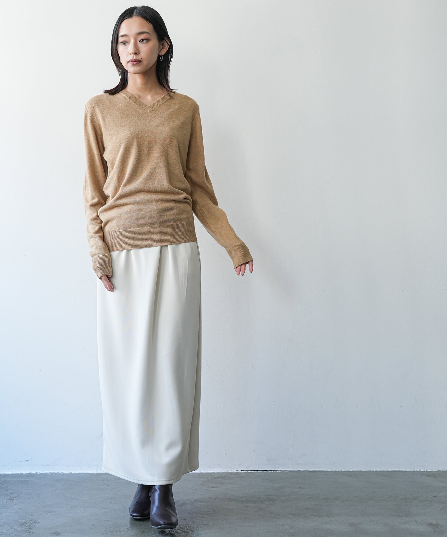 mili an deni Cashmere touch V-neck knit sweater