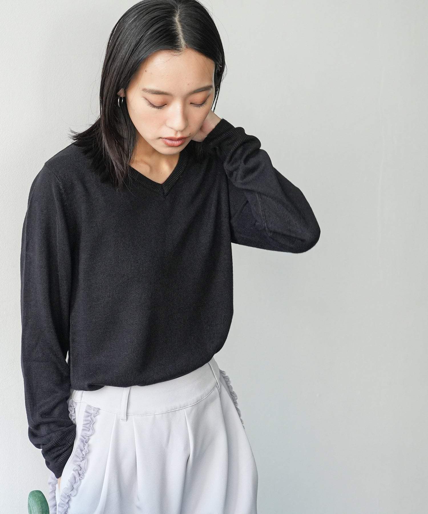 mili an deni Cashmere touch V-neck knit sweater