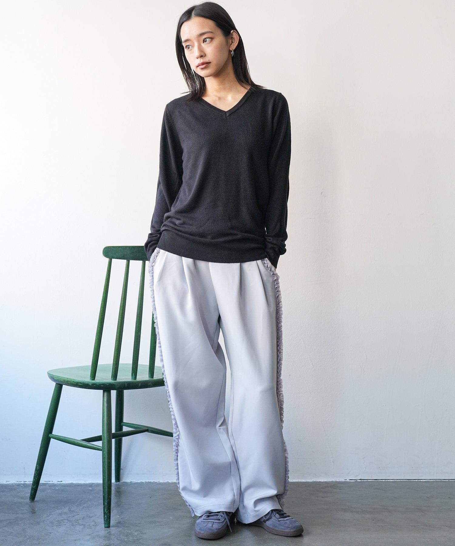 mili an deni Cashmere touch V-neck knit sweater