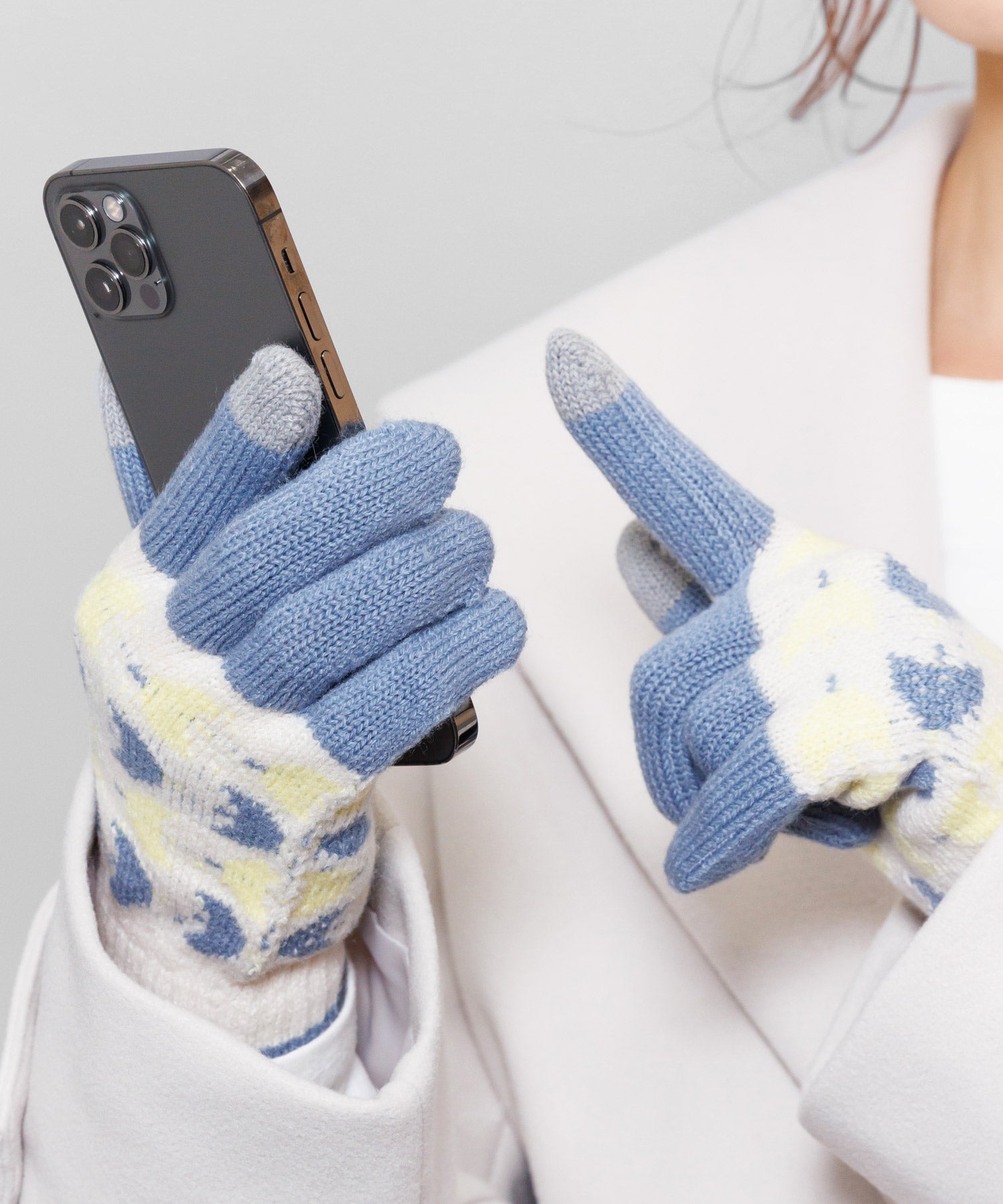 ミリアンデニ mili an deni 手袋 スマホ対応 レディース ノルディック柄 雪柄 総柄 ニット素材 防寒対策 (ホワイト) ホワイト