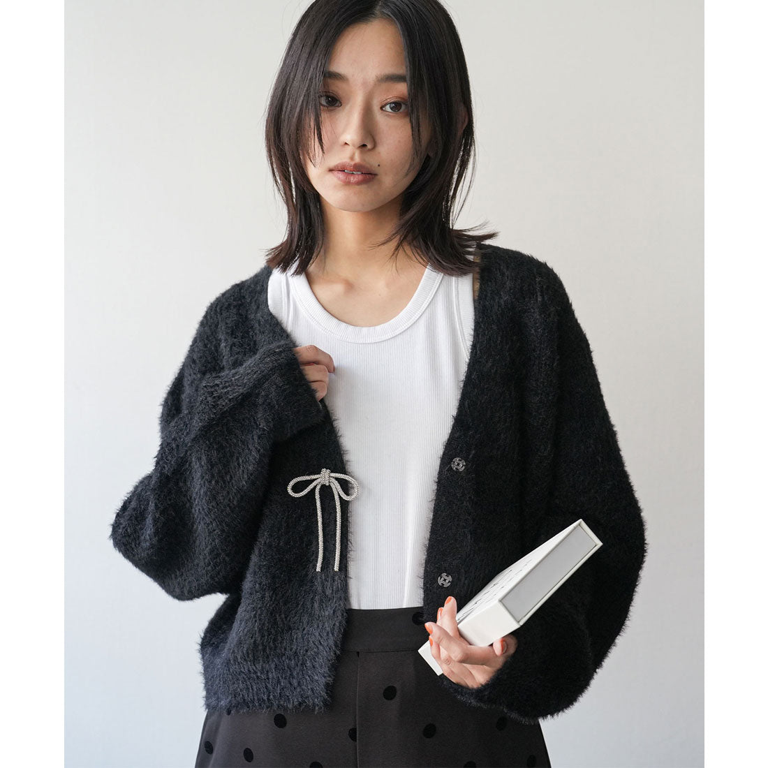 ミリアンデニ mili an deni ミンクフェザービジューリボンカーディガン