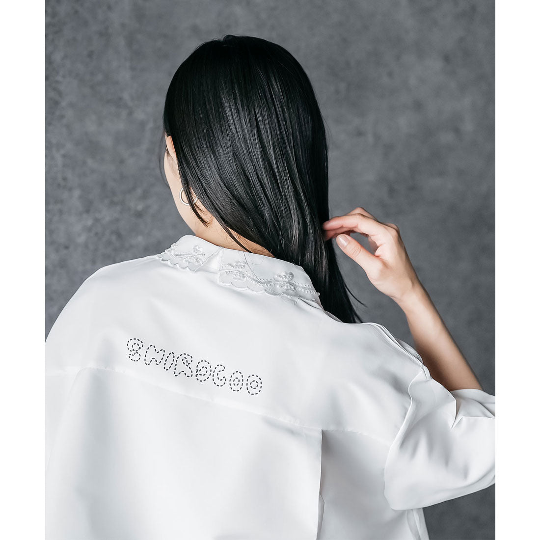 ミリアンデニ mili an deni レース襟ロゴ半袖オーバーブラウス (STP) STP