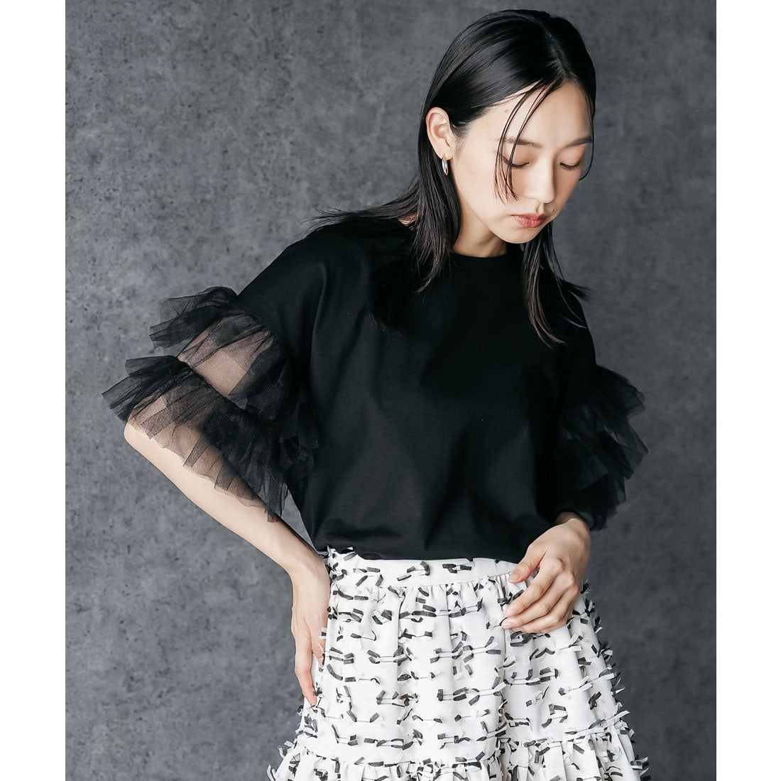 ミリアンデニ mili an deni チュールフリル袖Tシャツ (BK) BK