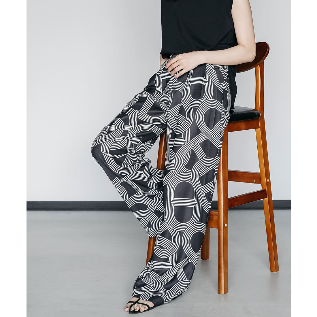 ミリアンデニ mili an deni 幾何柄イージーワイドパンツ (BK) BK