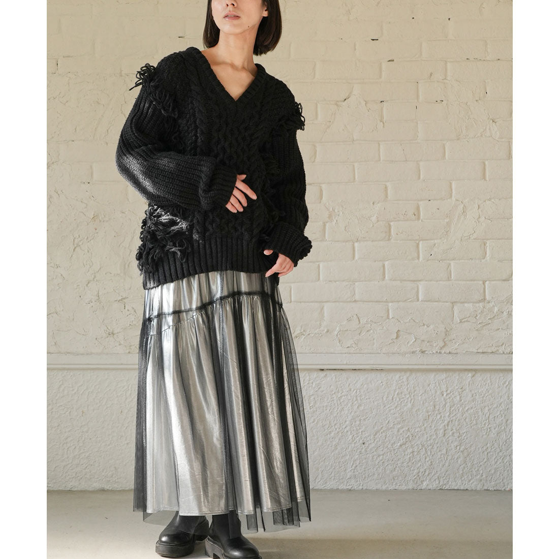 ミリアンデニ mili an deni Vネックフリンジニットプルオーバー (BK) BK
