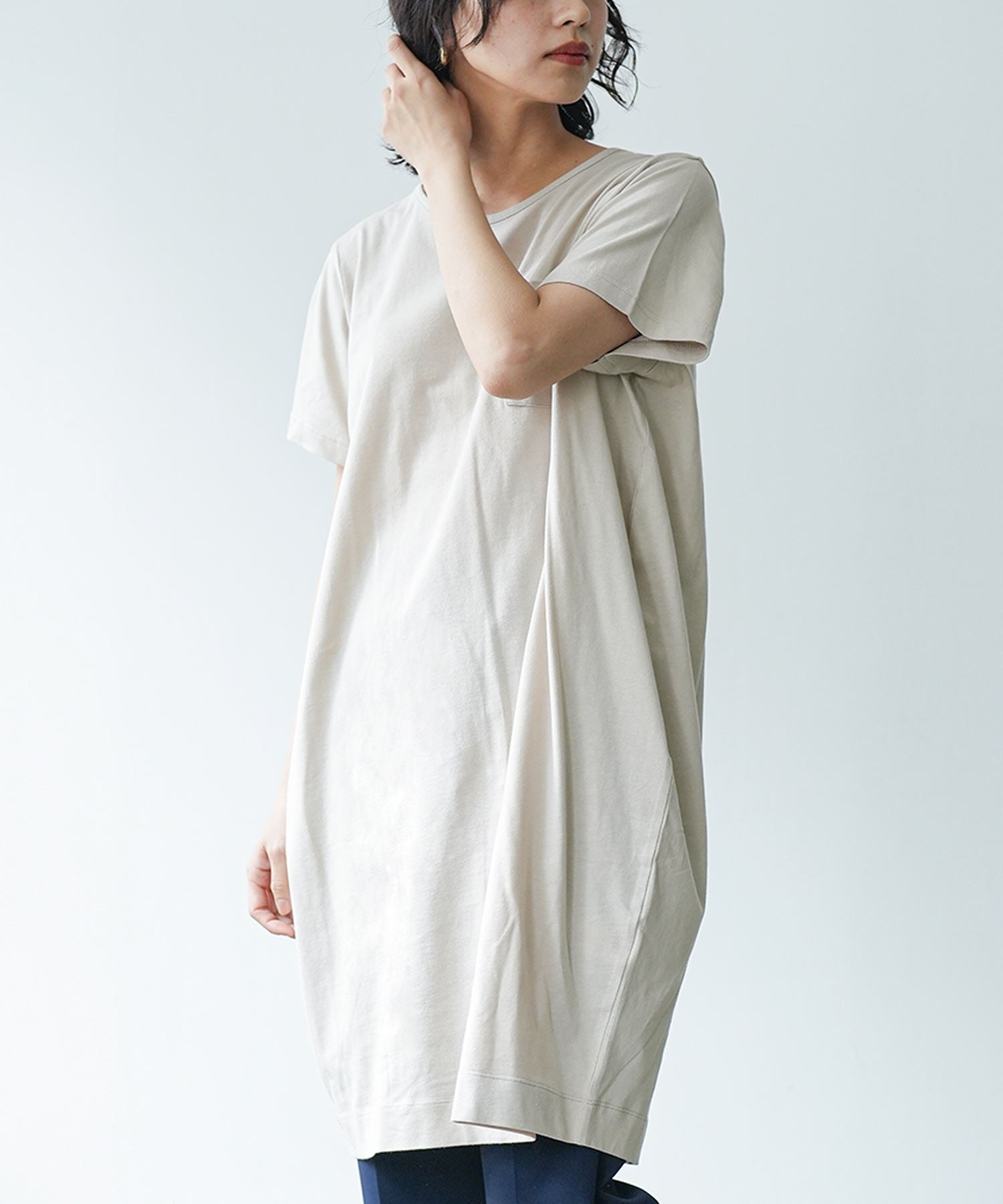 ミリアンデニ mili an deni ポケ付きTワンピ,ベージュ