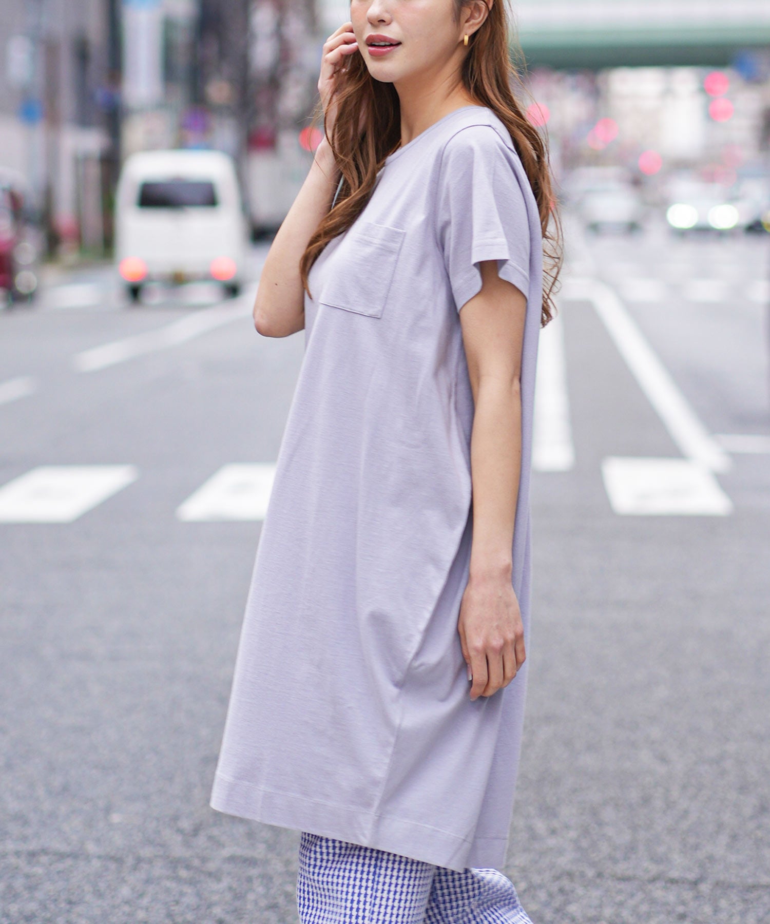 Milandeneni Mili and deni與一個