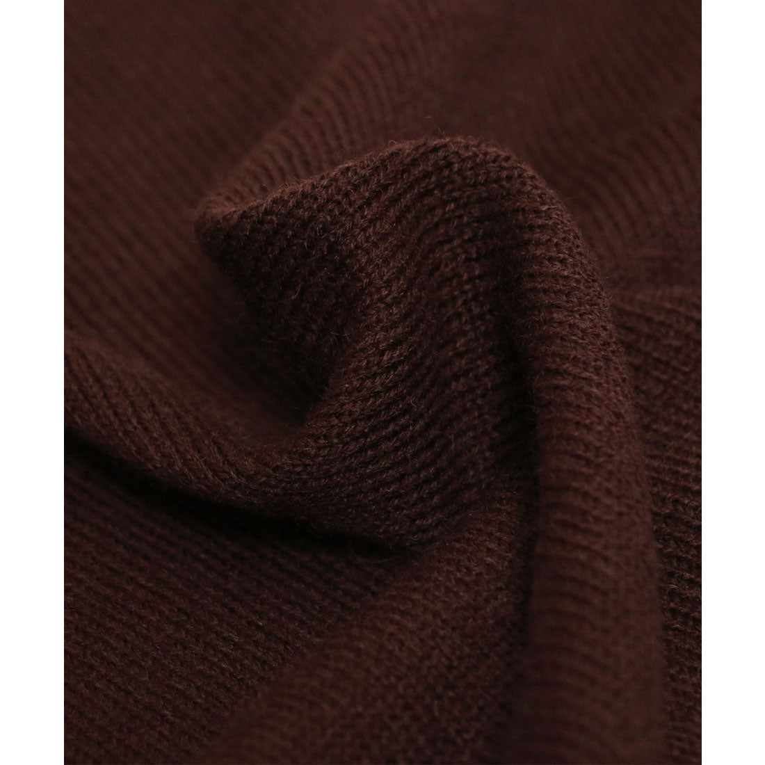 ミリアンデニ mili an deni ウール混バックスリットニットプルオーバー (オフホワイト) オフホワイト