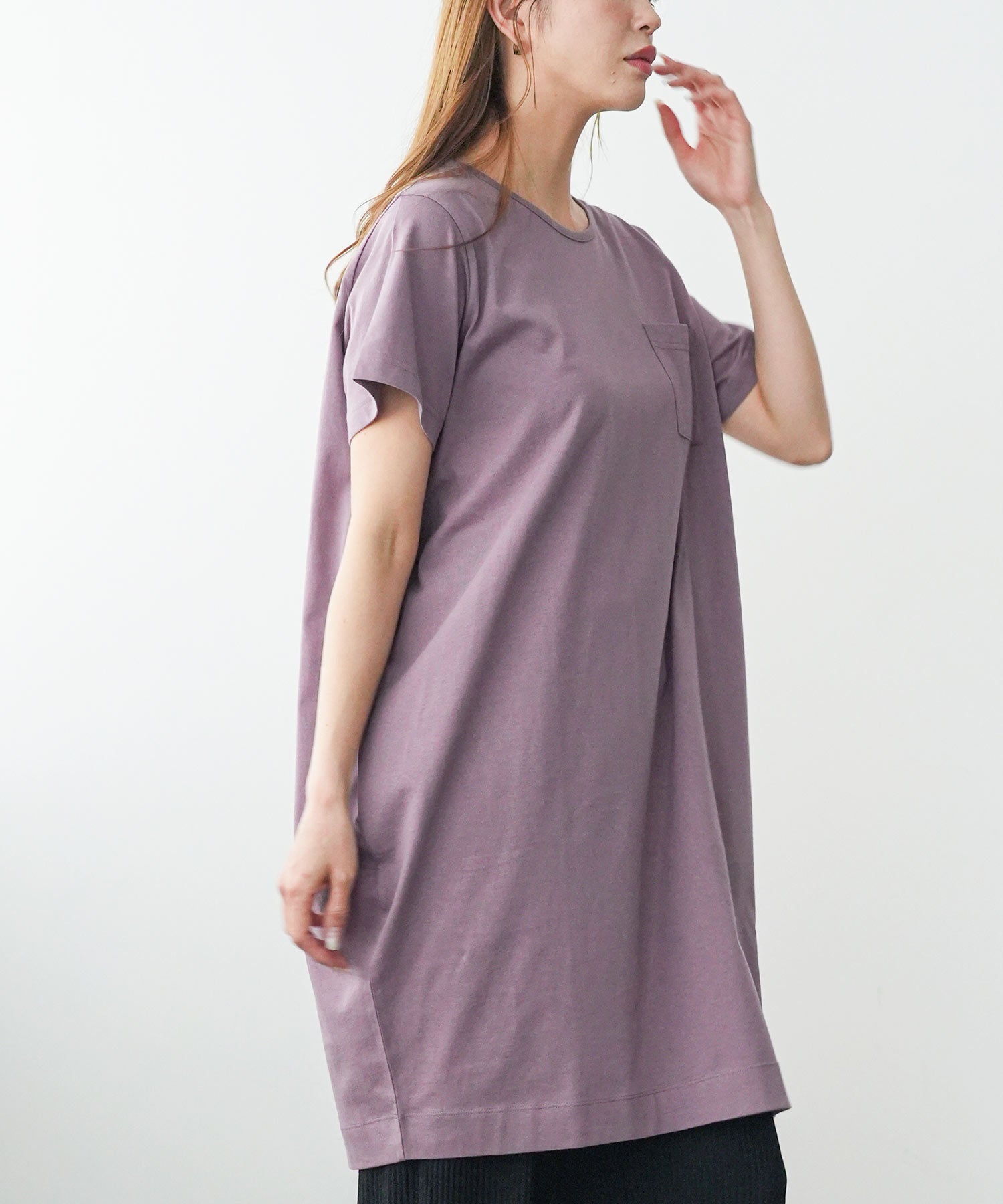 Milandeneni Mili and deni與一個