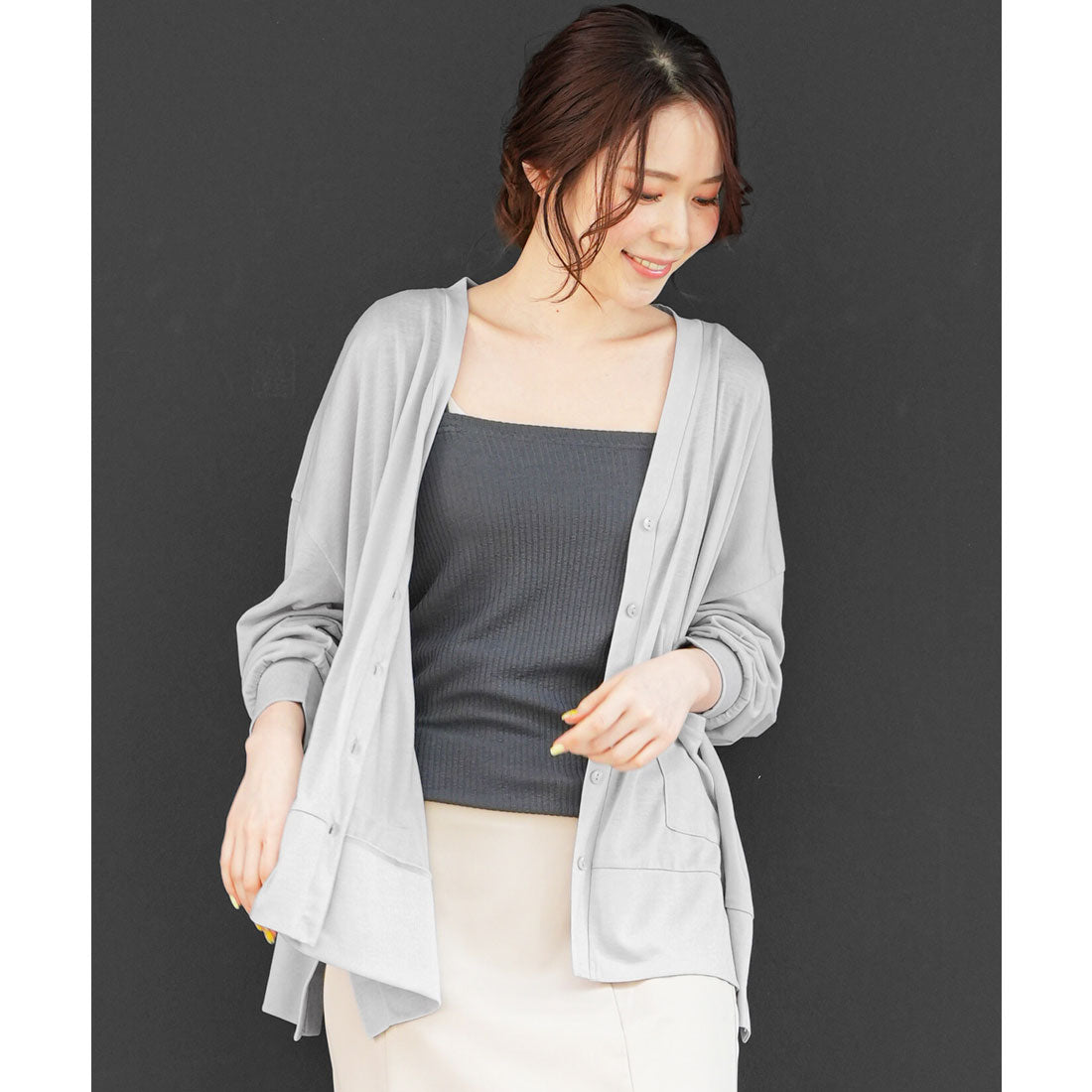 ミリアンデニ mili an deni UVサイドスリットVネックカーディガン