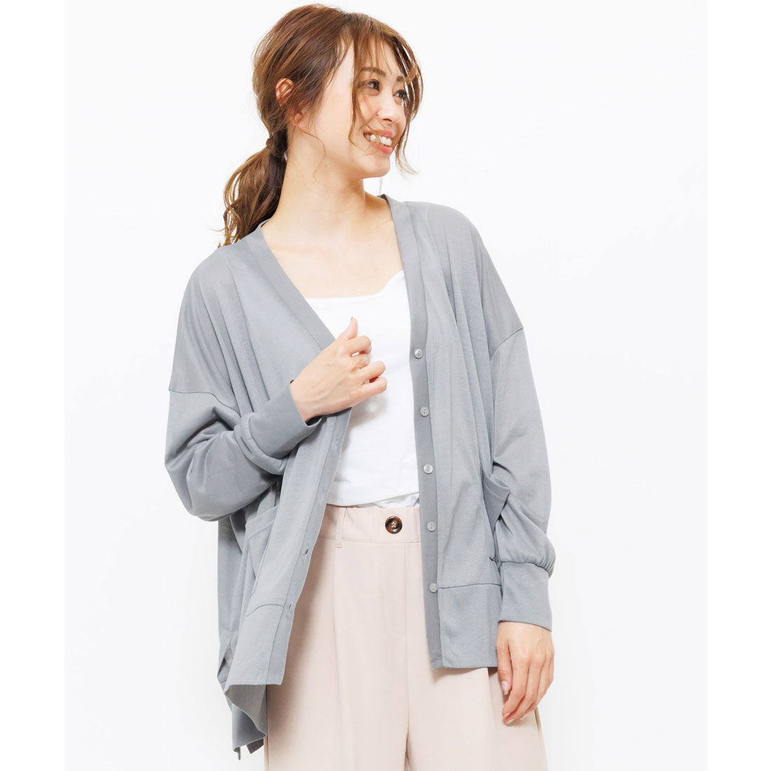 ミリアンデニ mili an deni UVサイドスリットVネックカーディガン