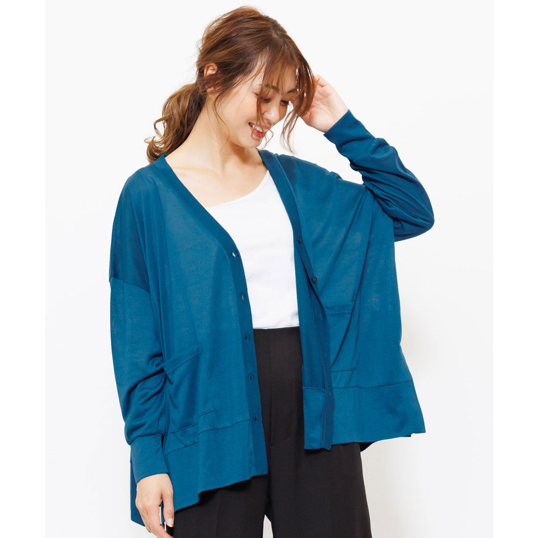 ミリアンデニ mili an deni UVサイドスリットVネックカーディガン