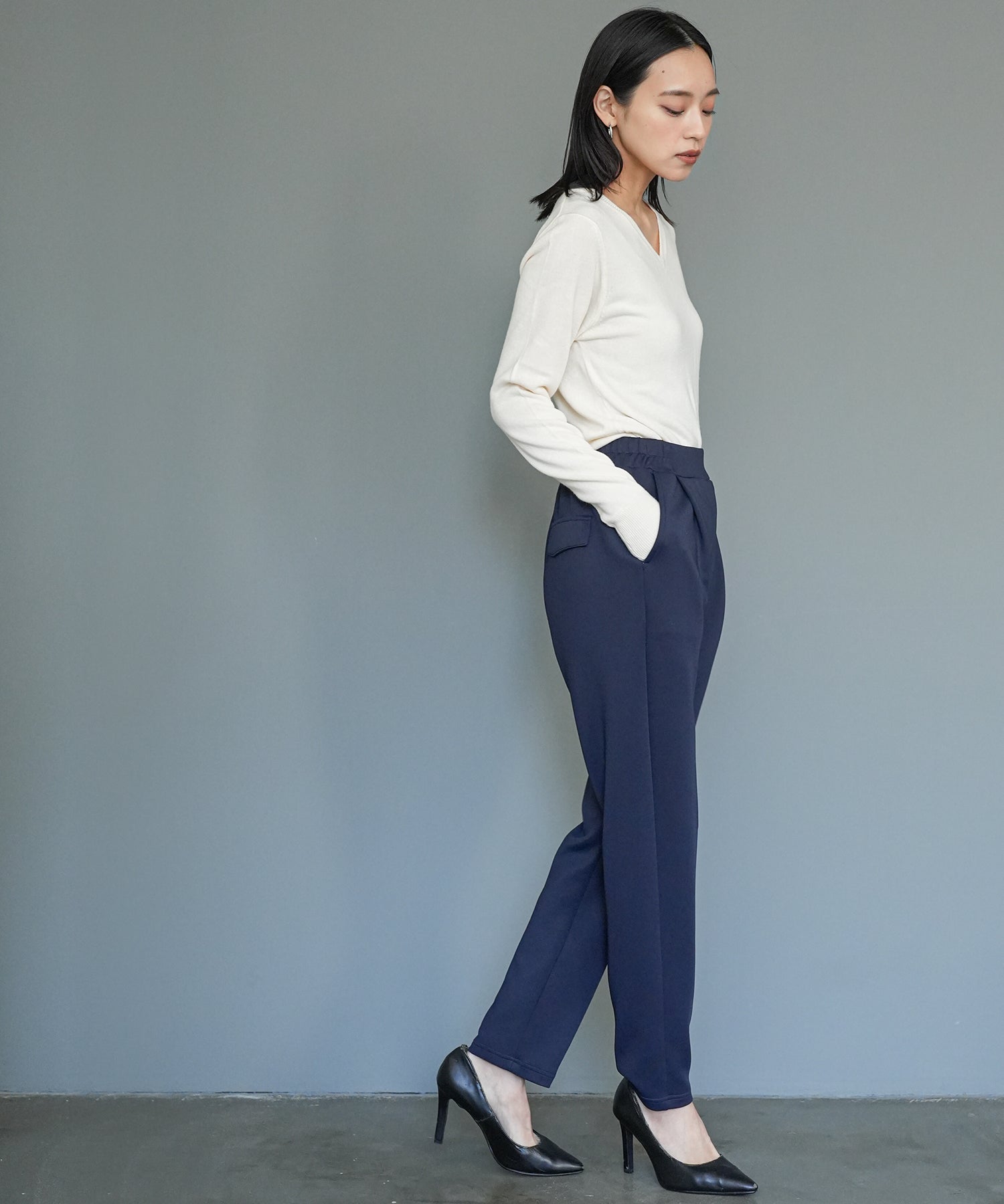 mili an deni Cashmere touch V-neck knit sweater