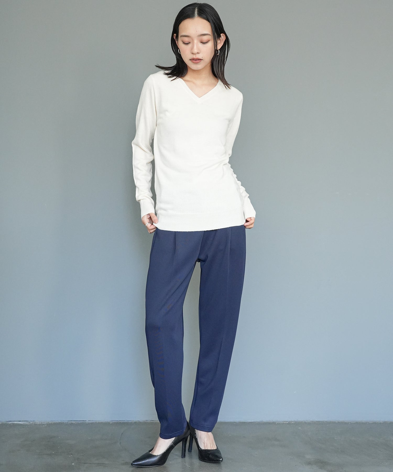 mili an deni Cashmere touch V-neck knit sweater