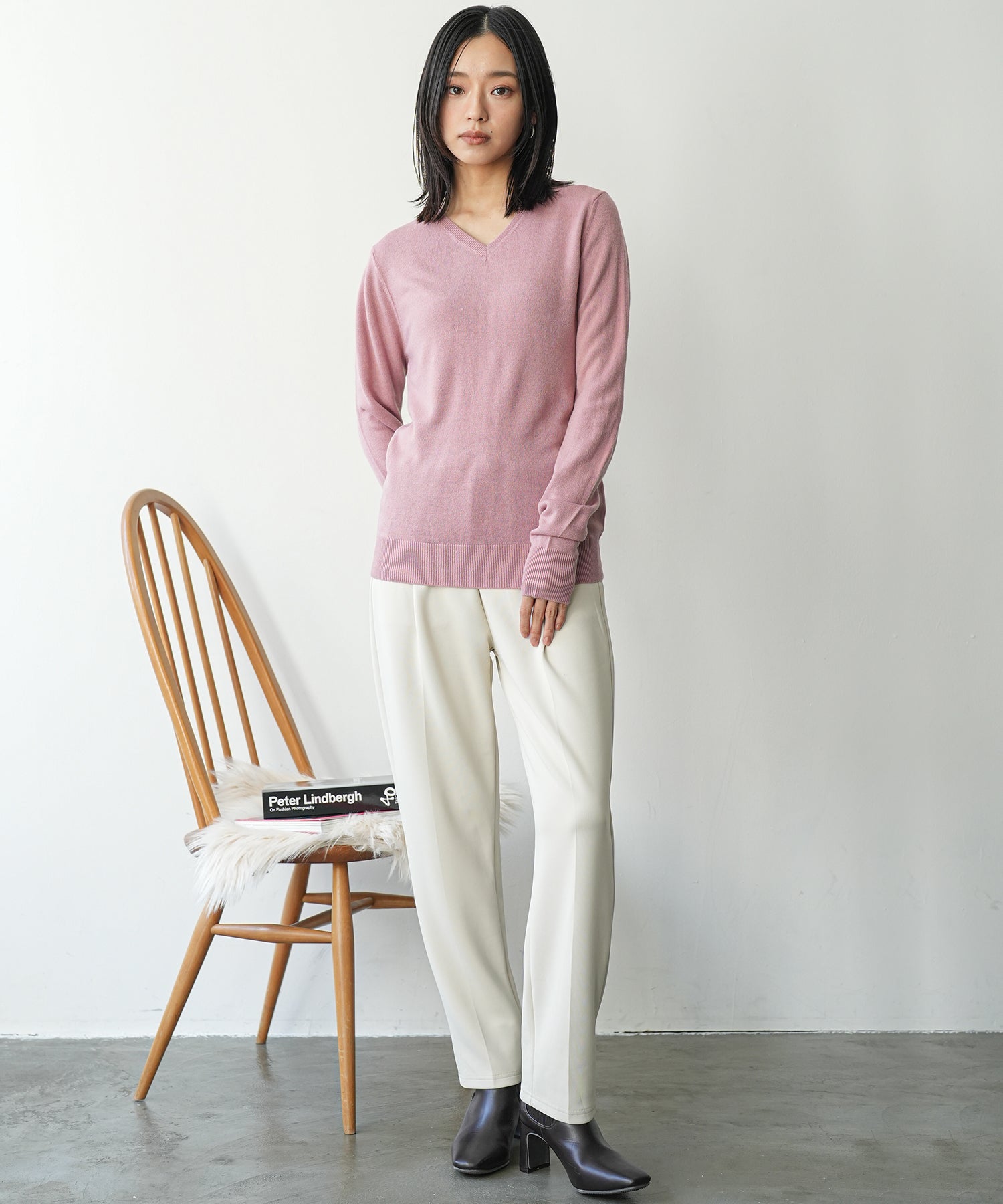 mili an deni Cashmere touch V-neck knit sweater