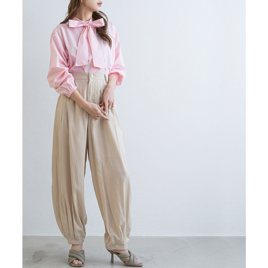 ミリアンデニ mili an deni タックバルーンパンツ