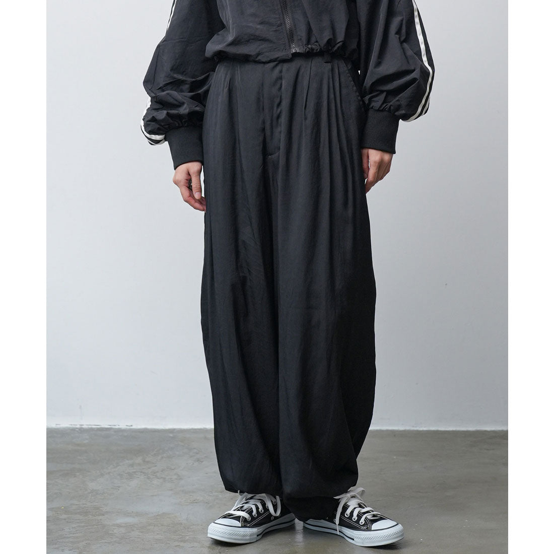 ミリアンデニ mili an deni タックバルーンパンツ