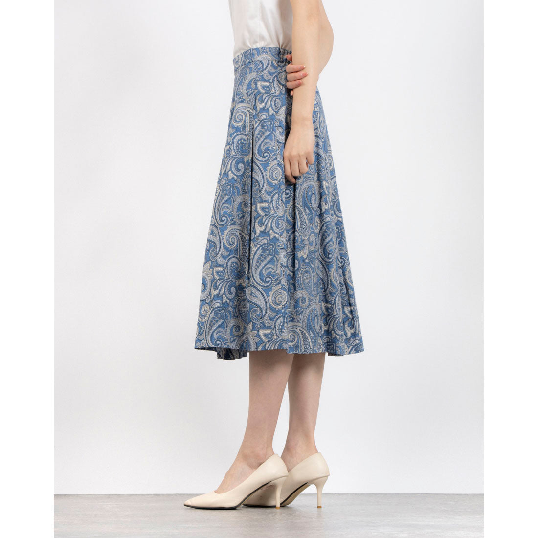 ミ・デゥー mi・deu・・・ ペイズリー柄タックスカート (ブルー) ブルー
