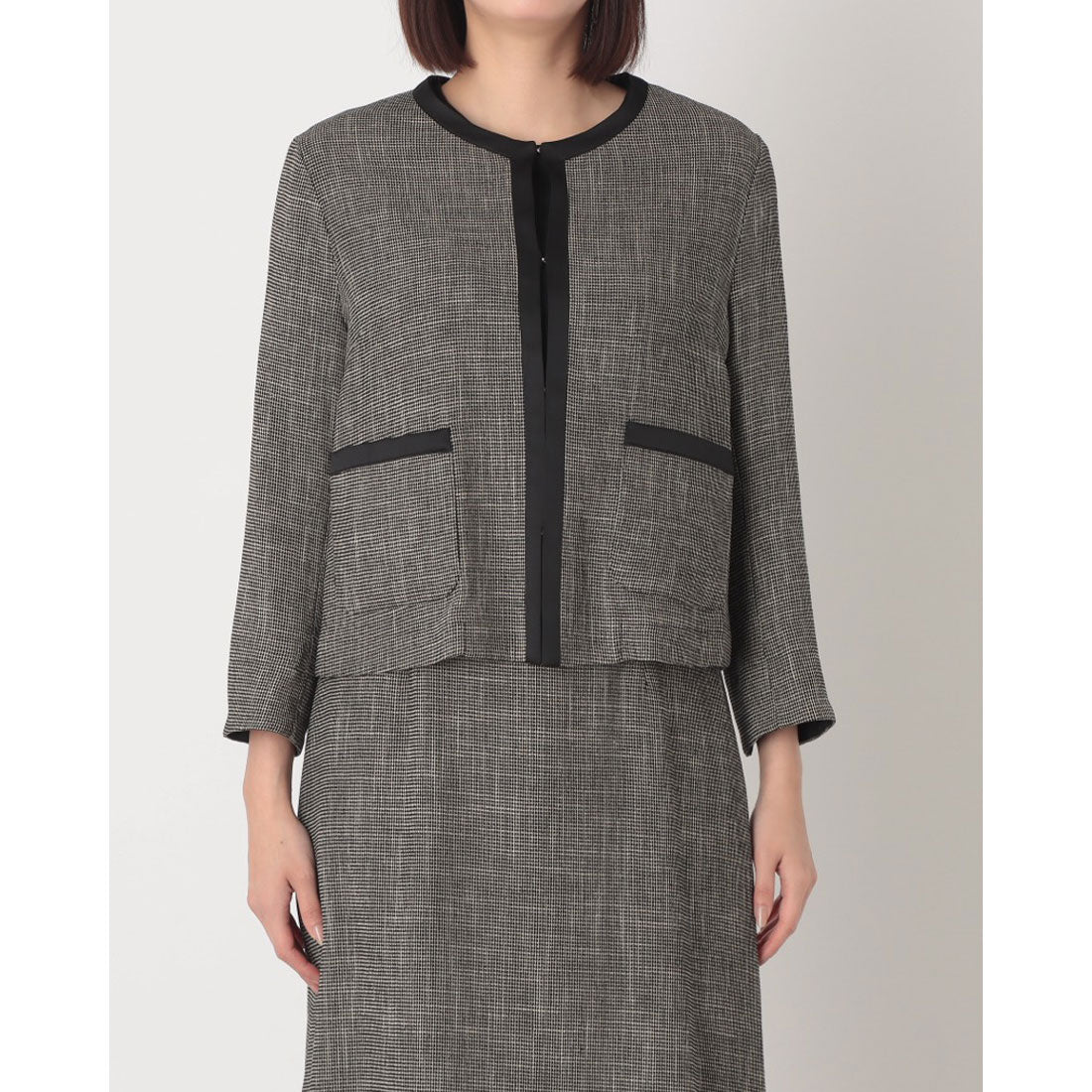 ミ・デゥー mi・deu・・・ カラミノーカラー配色ジャケット (チャコールグレイ) チャコールグレイ