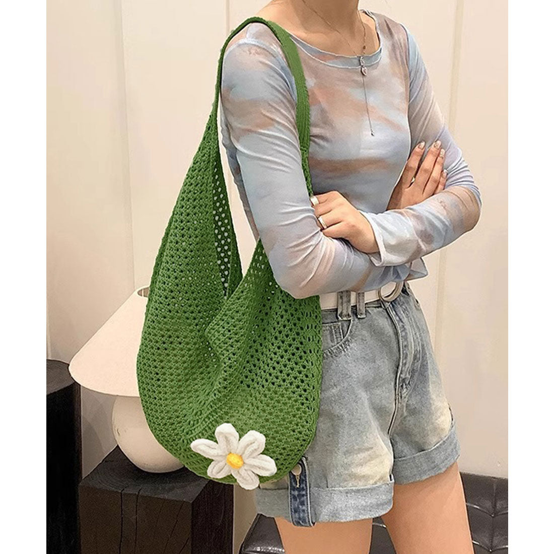 ミニミニストア miniministore トートバッグ花モチーフ付き編みバッグ軽量 (レッド) レッド