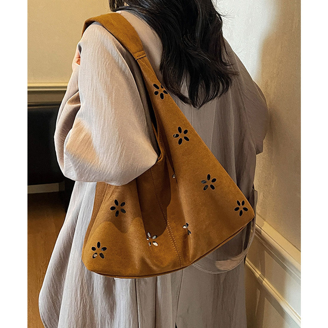 ミニミニストア miniministore 花柄カットスエード調トートバッグポーチ付 (ベージュ) ベージュ