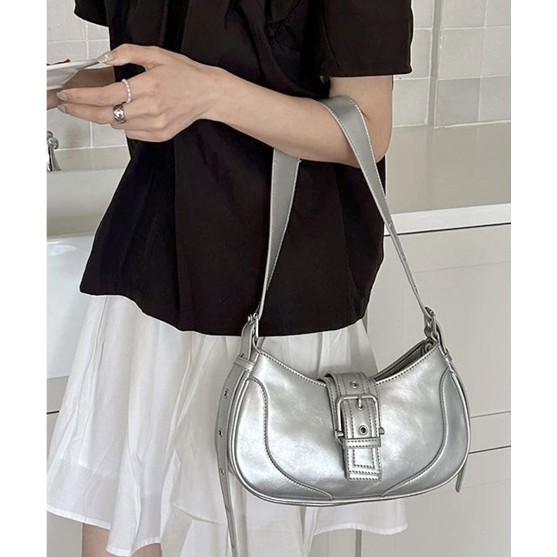 ホーボーバッグ 韓国 ハーフムーンバッグ ブラック