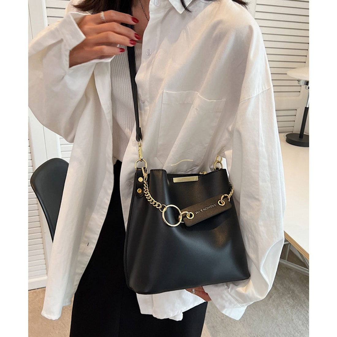 ショルダーバッグ 2wayバケットバッグ ブラック