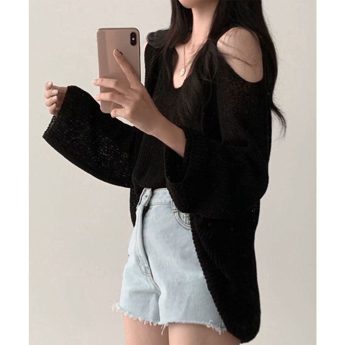 Shoulder-exposing knit women's V-neck