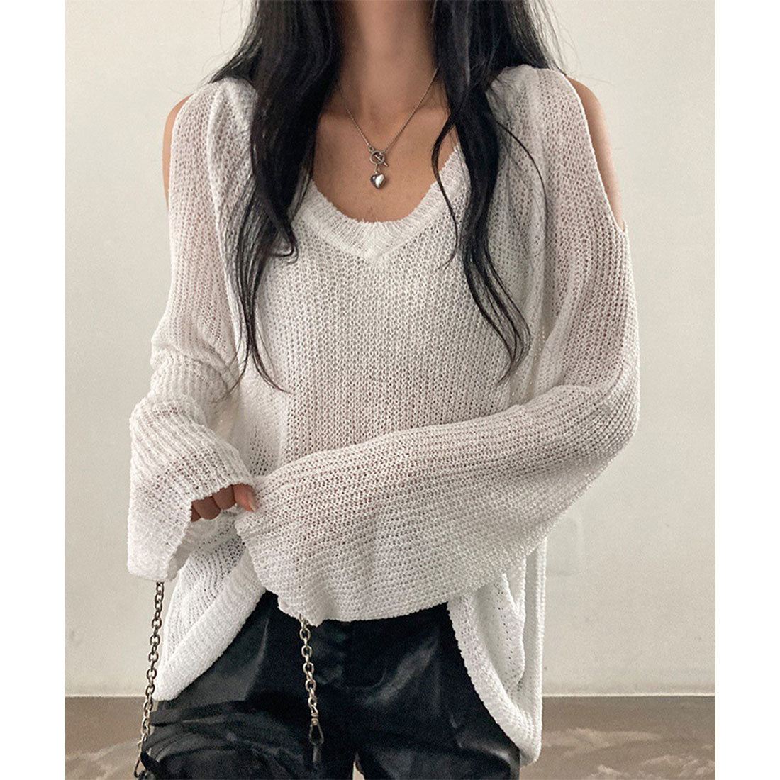 Shoulder-exposing knit women's V-neck