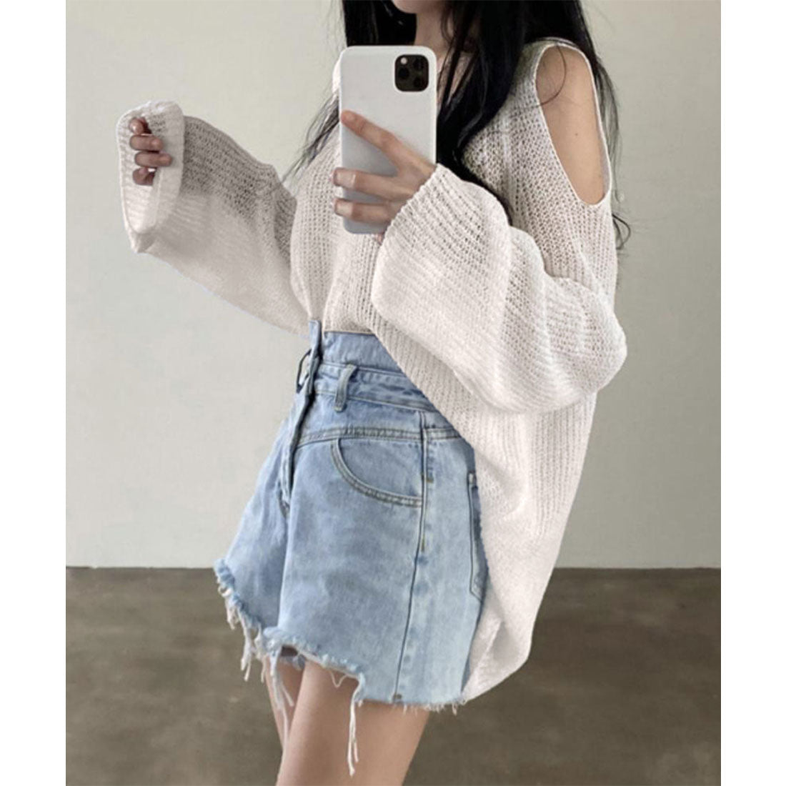 Shoulder-exposing knit women's V-neck