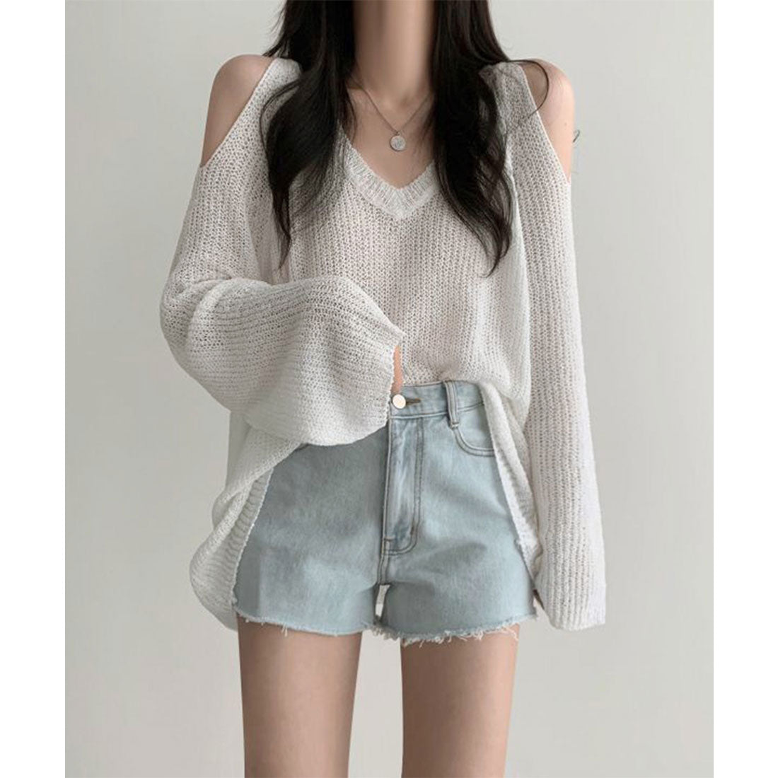 Shoulder-exposing knit women's V-neck