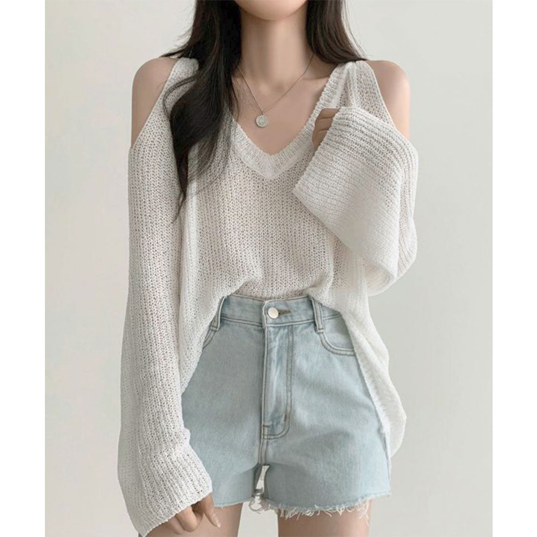 Shoulder-exposing knit women's V-neck