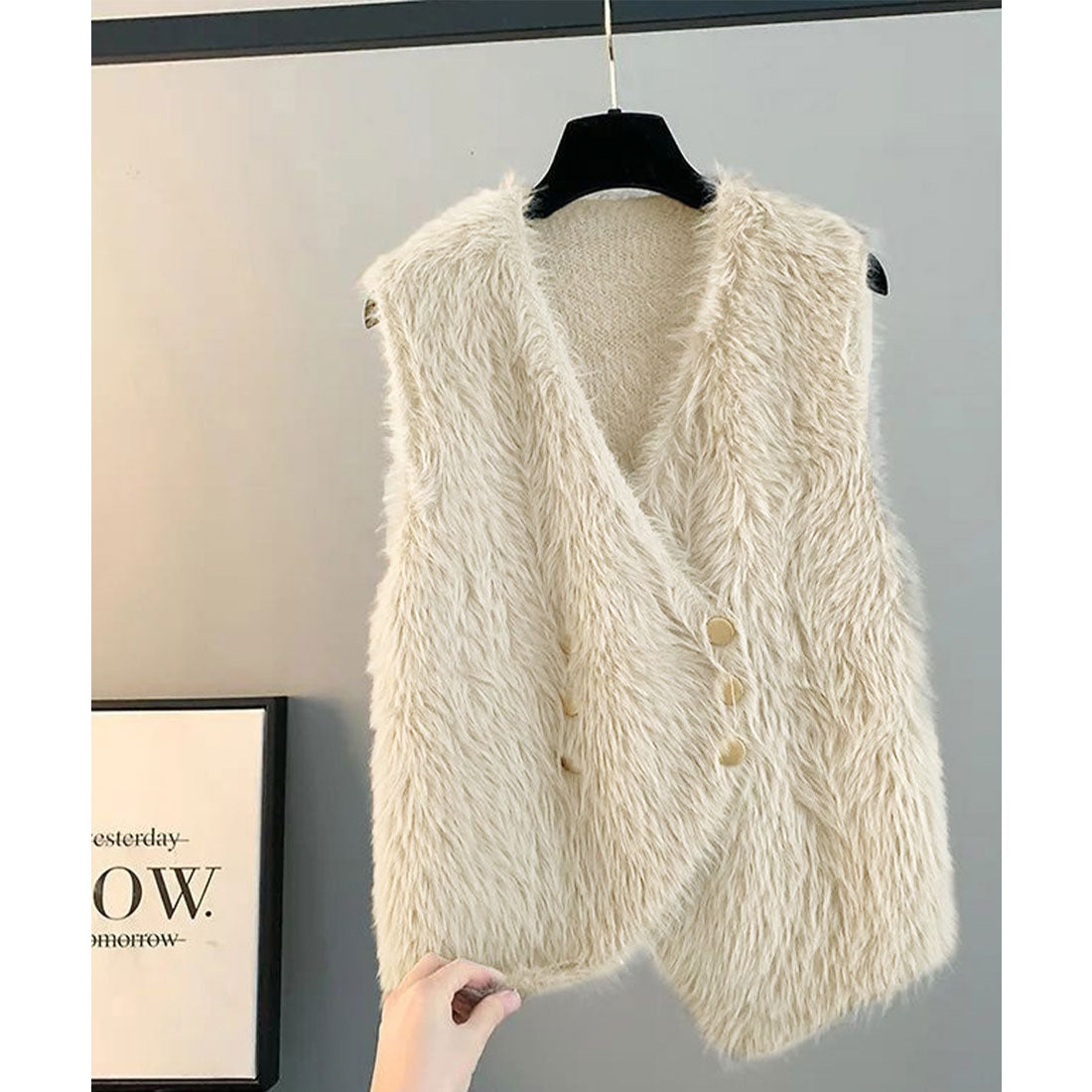 ミニミニストア miniministore ふわふわファーベストVネックニットベスト (ベージュ) ベージュ